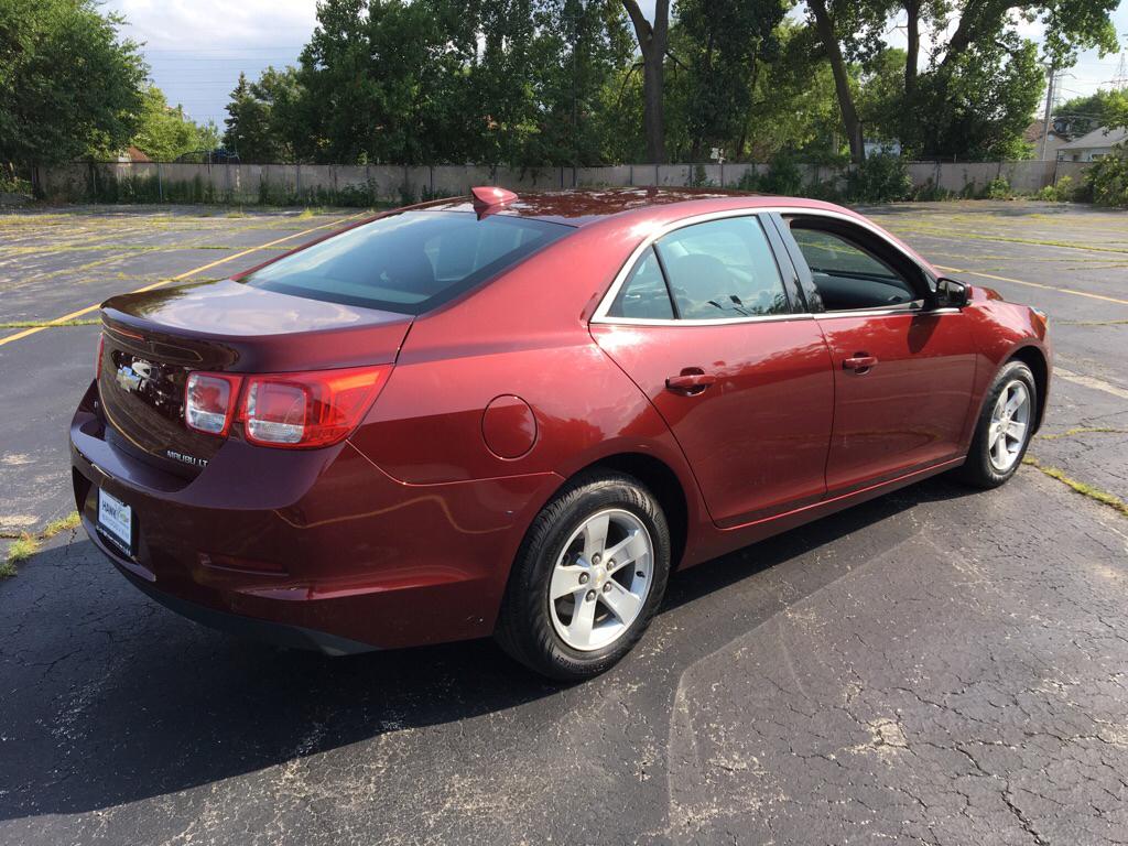 Pre-owned 2016 Chevrolet Malibu Limited Lt (1lt) 4 Door Sedan In Forest 